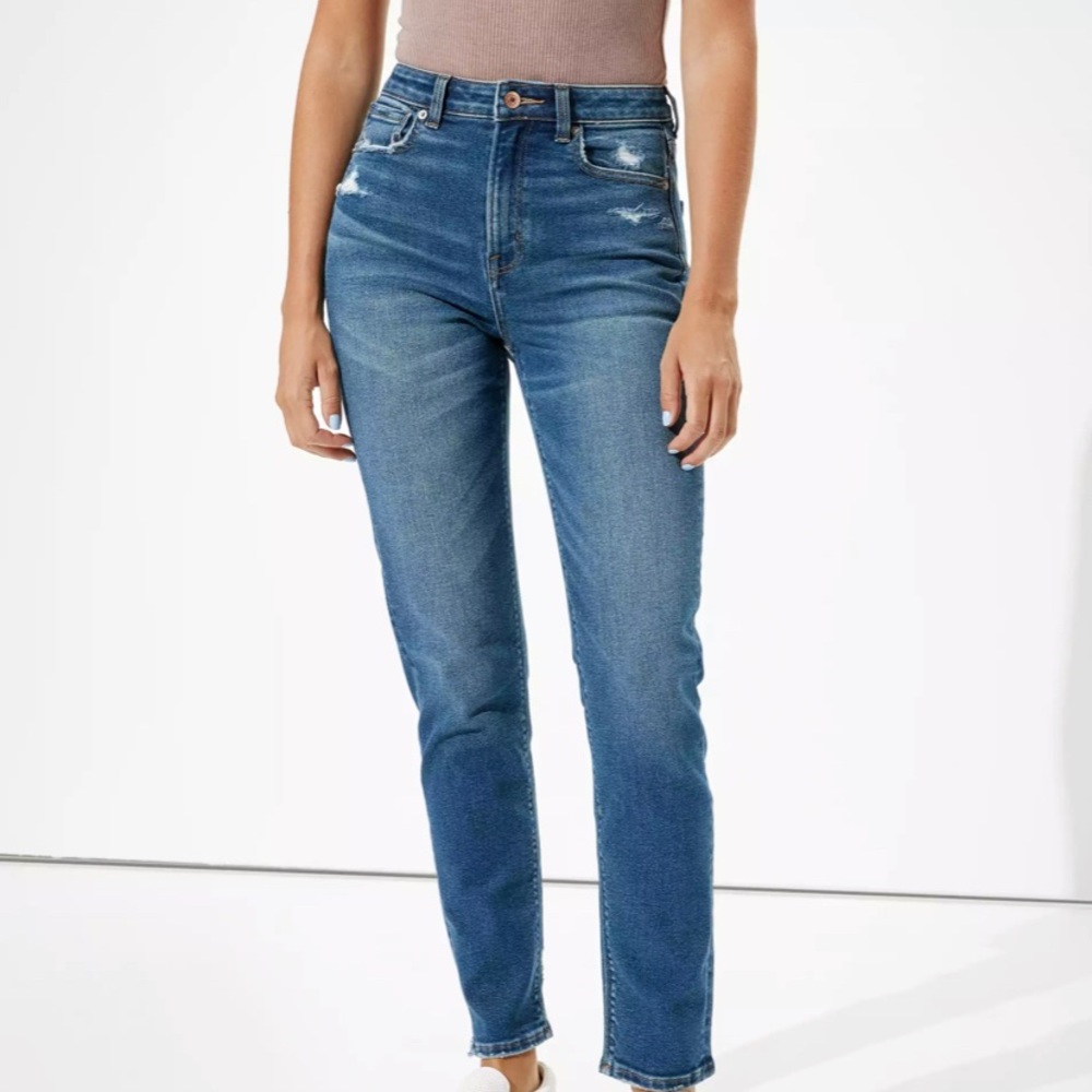 NWT AE Mom jeans
